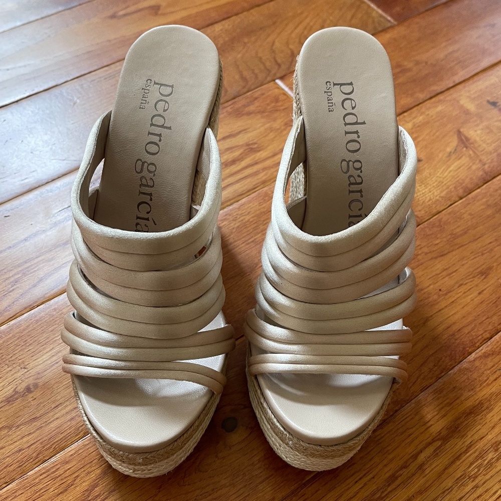 Pedro Garcia Taciana Satin Beige Espadrille wedges EU38